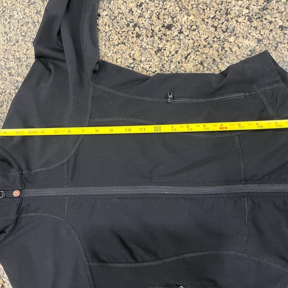 Lululemon jacket - Picture 7 of 8